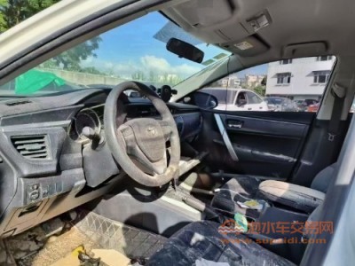 15年丰田卡罗拉中型车