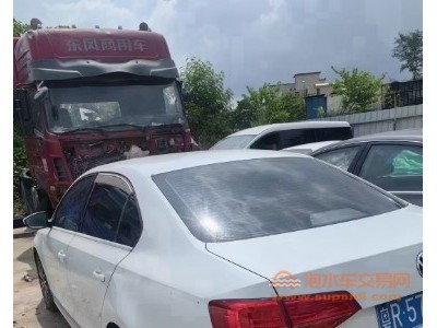 16年大众速腾中型车