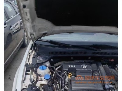 16年大众速腾中型车