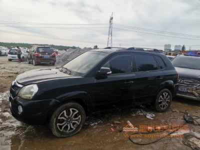 13年现代途胜SUV