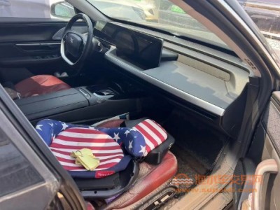 21年小鹏汽车小鹏汽车P7中型车