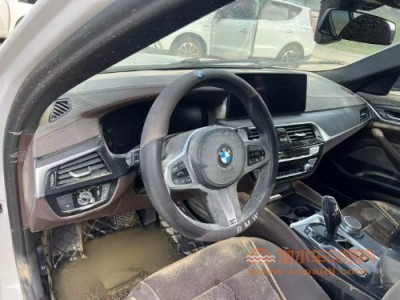 20年宝马宝马5系中型车