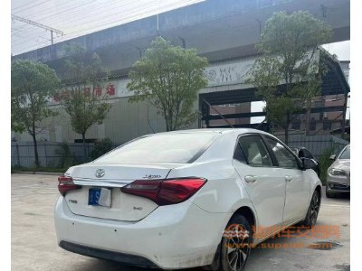 19年丰田雷凌中型车