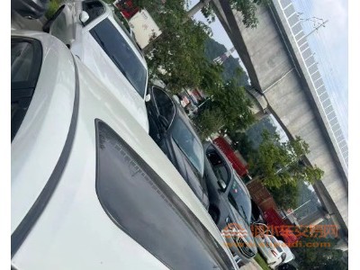19年丰田雷凌中型车