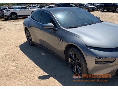 21年小鹏汽车小鹏汽车P7中型车
