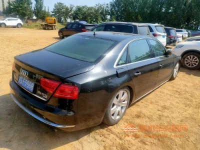 13年奥迪奥迪A8L中型车