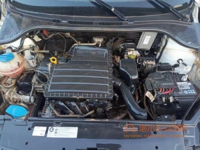 17年大众桑塔纳中型车
