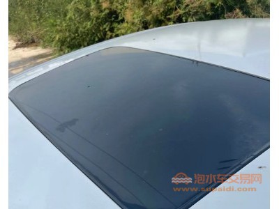 18年福特蒙迪欧中型车
