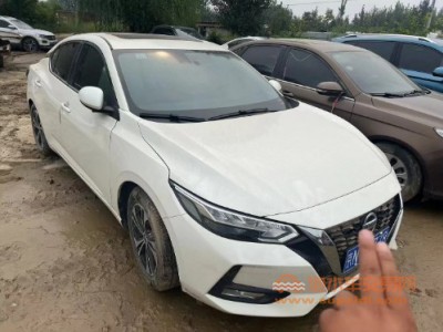 21年日产轩逸中型车