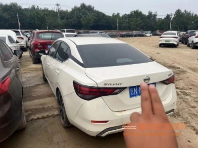 21年日产轩逸中型车