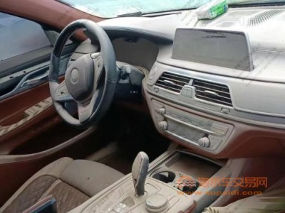 20年宝马宝马7系中型车