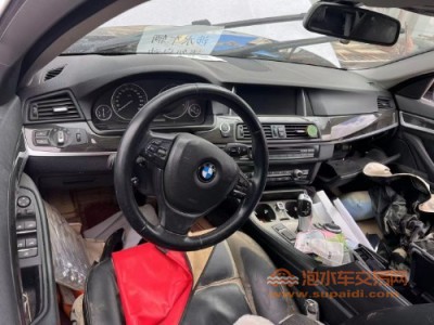 15年宝马宝马5系中型车