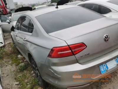 17年大众迈腾中型车
