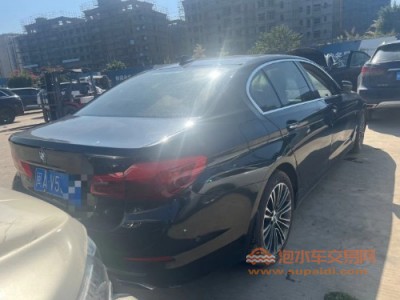 18年宝马宝马5系中型车