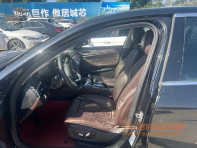 18年宝马宝马5系中型车