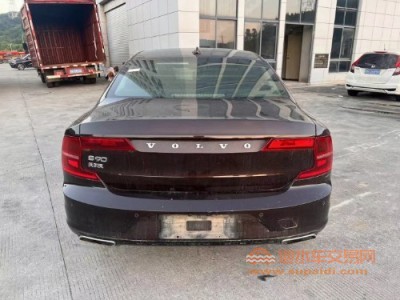 17年沃尔沃沃尔沃S90中型车