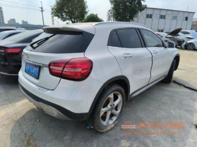 18年奔驰奔驰GLA级SUV