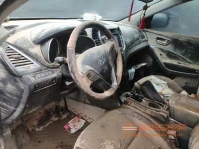 18年现代胜达SUV