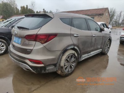 17年现代胜达SUV