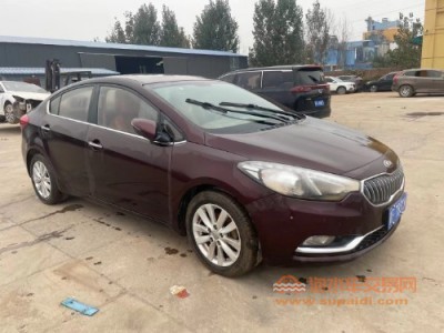 16年起亚起亚K3中型车