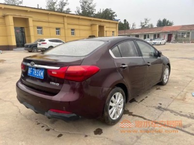 16年起亚起亚K3中型车