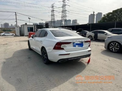 22年沃尔沃沃尔沃S60中型车