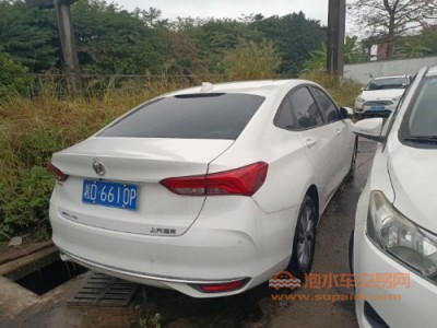 22年别克威朗中型车