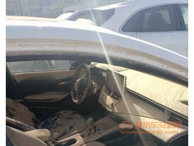 22年丰田卡罗拉中型车