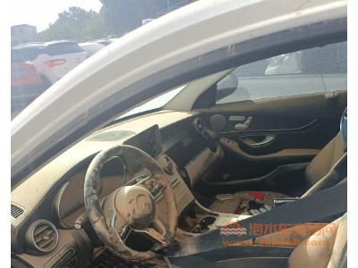 年奔驰奔驰C级中型车