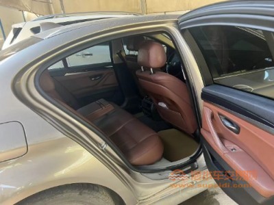15年宝马宝马5系中型车