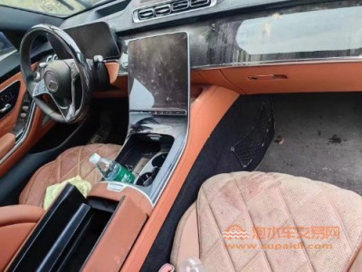 22年奔驰迈巴赫S级中型车