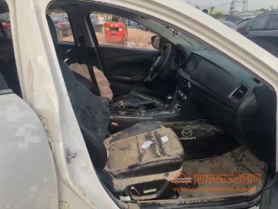 15年马自达阿特兹中型车
