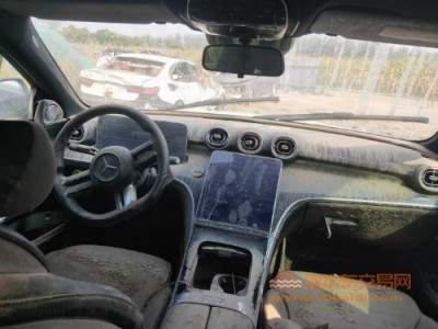 22年奔驰奔驰C级中型车