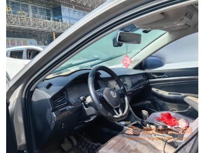 19年大众宝来中型车