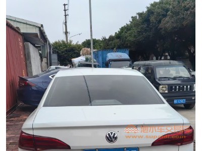 20年大众宝来中型车