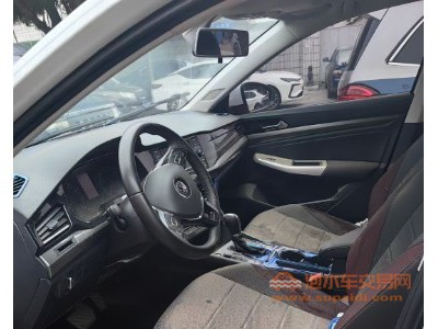 20年大众宝来中型车