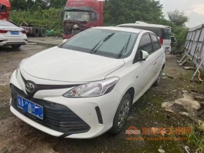20年丰田威驰中型车