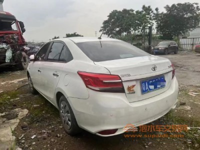 20年丰田威驰中型车