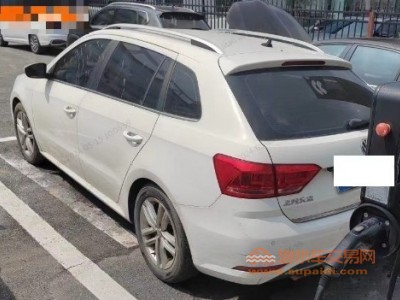 18年大众朗行中型车