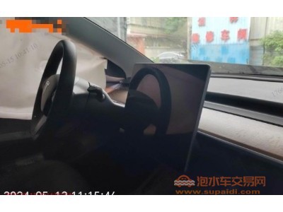 22年特斯拉MODEL 3中型车