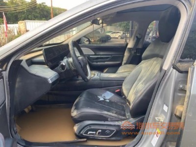 22年小鹏汽车小鹏汽车P7中型车