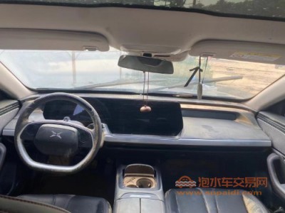 22年小鹏汽车小鹏汽车P7中型车