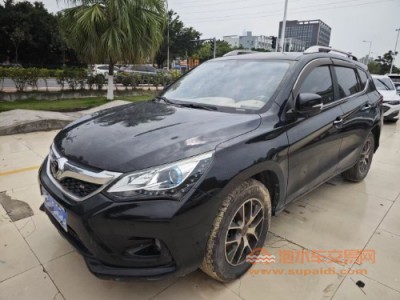 18年比亚迪宋SUV