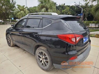 18年比亚迪宋SUV