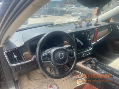 19年沃尔沃沃尔沃S90中型车