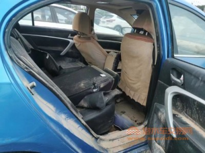 17年吉利帝豪中型车