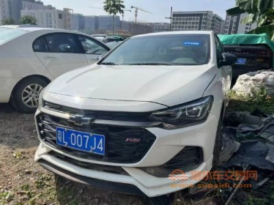 22年雪佛兰科鲁泽中型车