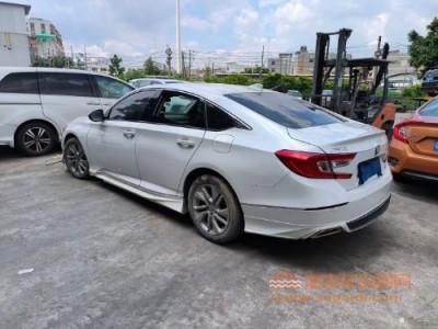 21年本田雅阁中型车