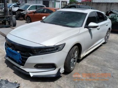 21年本田雅阁中型车