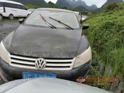 16年大众桑塔纳中型车